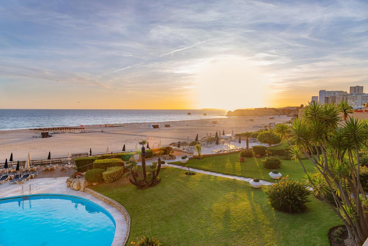 Algarve Casino Hotel Portimao Ngoại thất bức ảnh Sunset at the beach