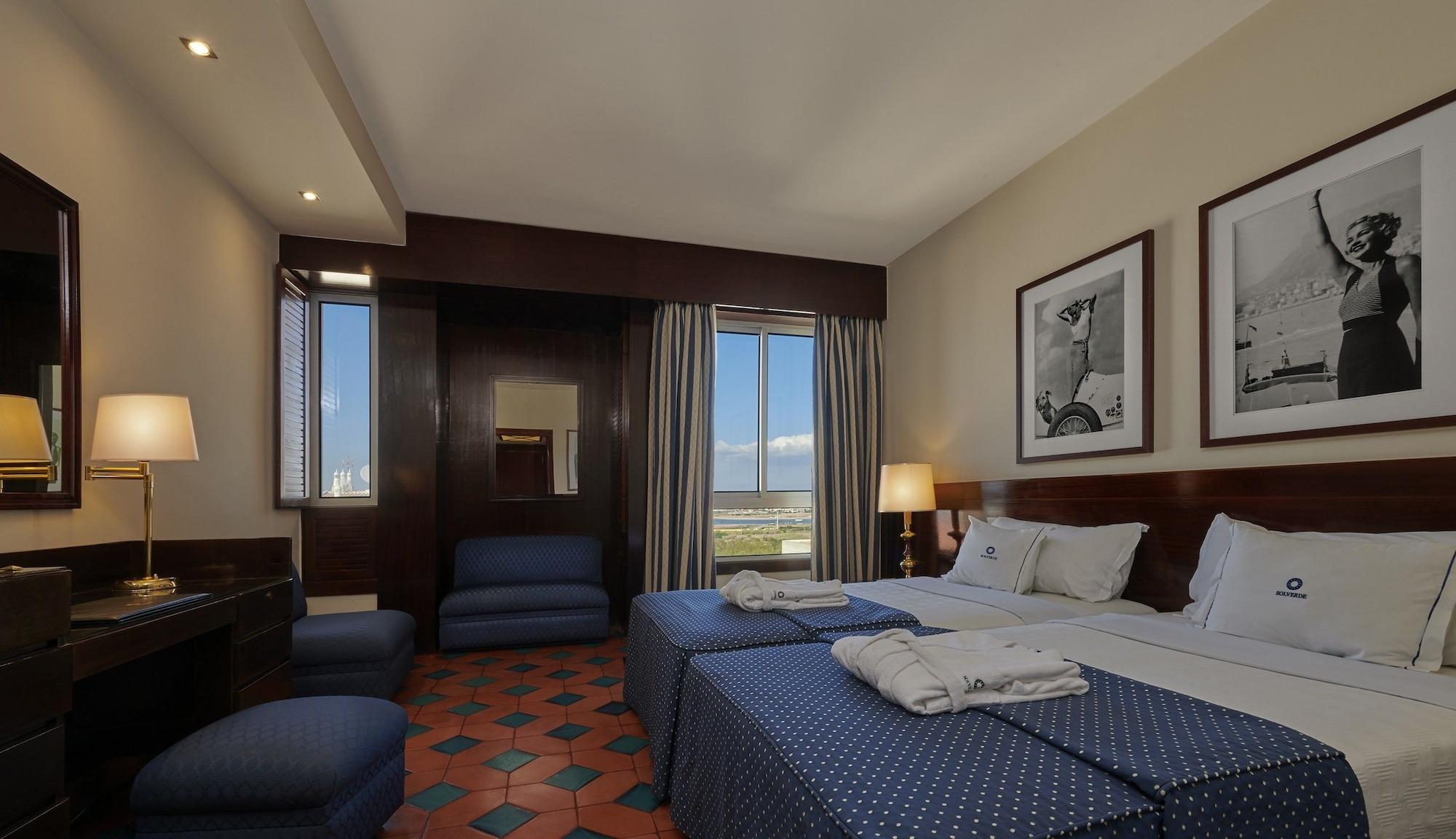 Algarve Casino Hotel Portimao Ngoại thất bức ảnh A room at the hotel