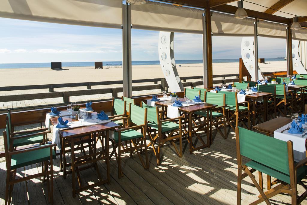Algarve Casino Hotel Portimao Ngoại thất bức ảnh Restaurant in the resort