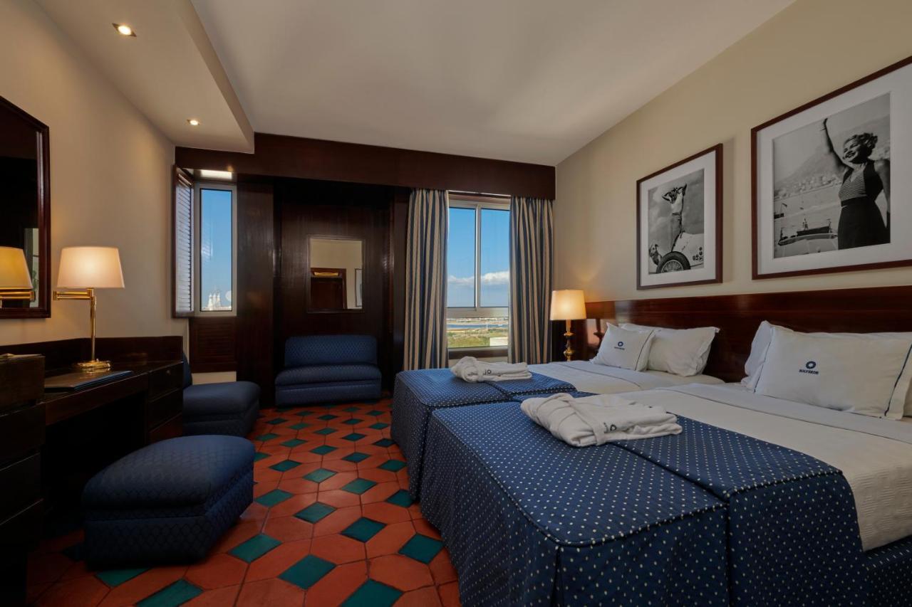 Algarve Casino Hotel Portimao Ngoại thất bức ảnh A room at the hotel