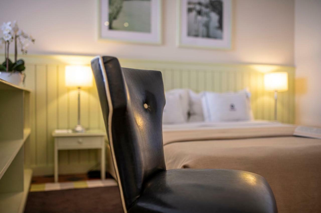 Algarve Casino Hotel Portimao Ngoại thất bức ảnh A bedroom at the hotel